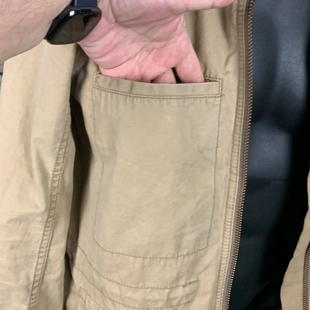 Madewell tan jacket
Size M - Picture 8 of 13